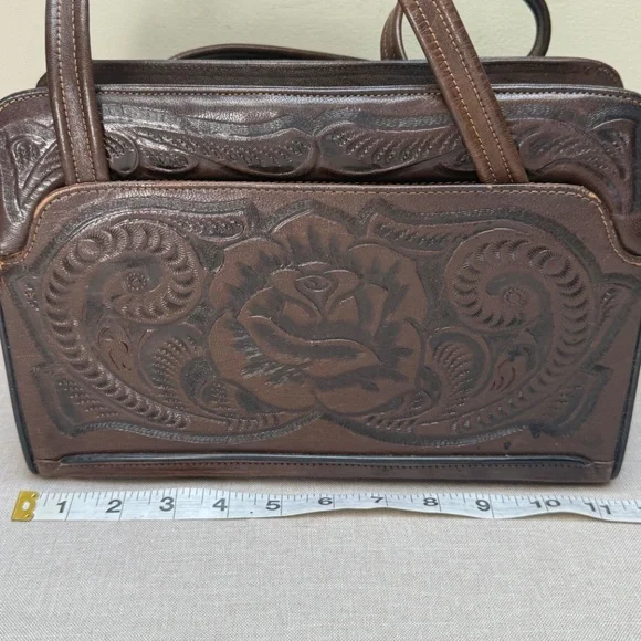 Vintage Mexican Tooled Leather Purse Mayan Calendar and Flowers - Picture 6 of 12